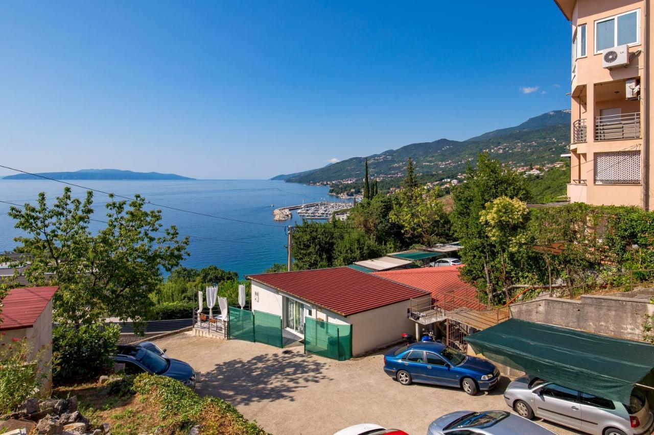 Apartments Vilma Опатия Экстерьер фото