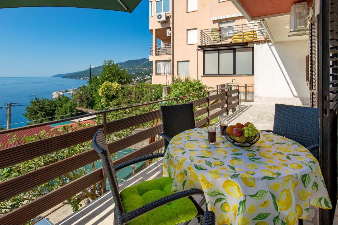 Apartments Vilma Опатия Экстерьер фото